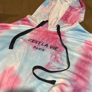 Long Sleeve Crop C’est La Vie